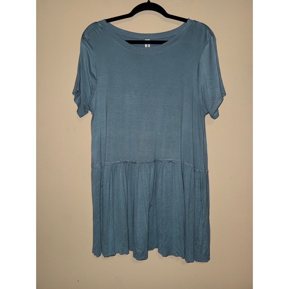 Zenana NWOT Womens Blue Babydoll Peplum Top Short Sleeve Crew Neck L Minimalist